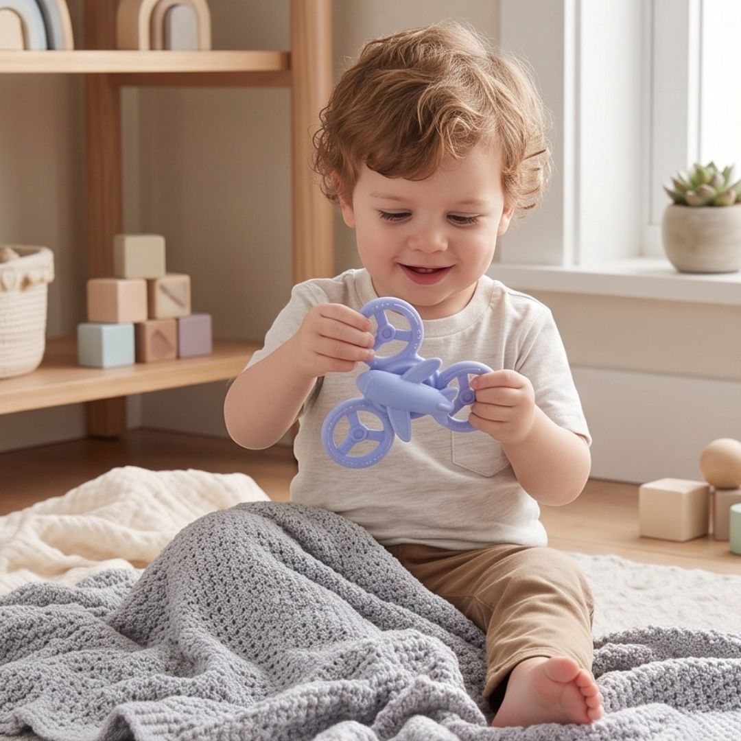 FlugFreund - Baby-Spielzeug mit Saugnapf
