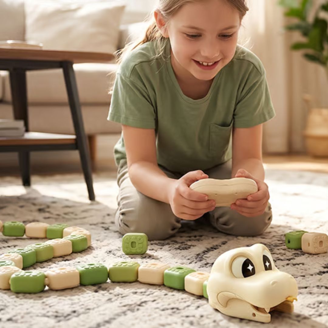 SnakeRush - Ferngesteuertes Schlangenspiel für Kinder