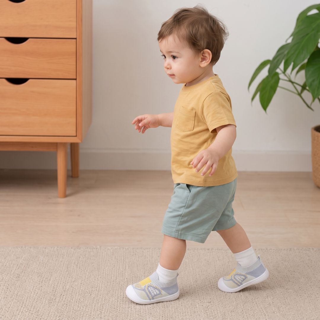 TinySteps - Rutschfeste Babyschuhe zum Anziehen