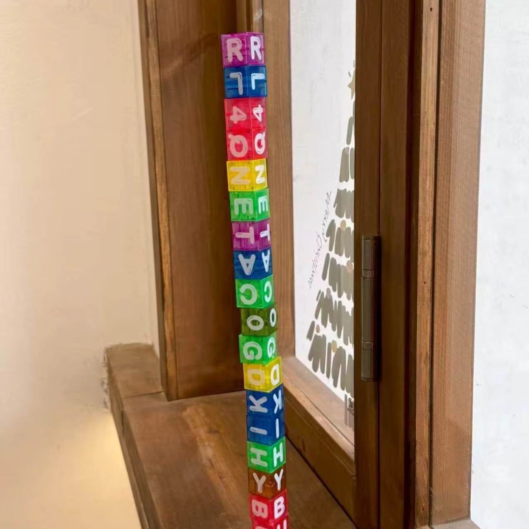 AlphaWürfel - Magnetisches Buchstaben- & Zahlen-Lernset für Kinder