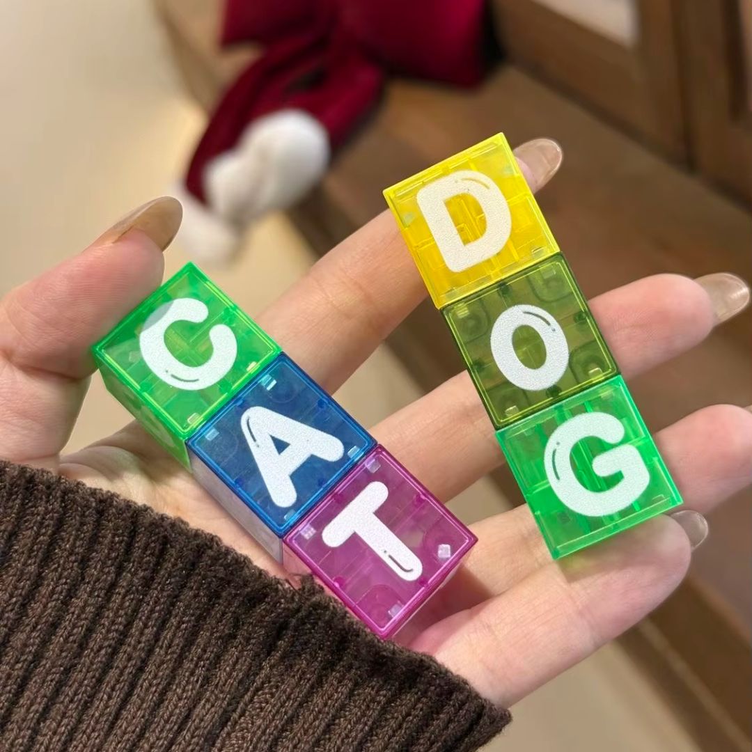 AlphaWürfel - Magnetisches Buchstaben- & Zahlen-Lernset für Kinder